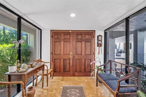 Entry Way - 209 Enid Dr #36, Key Biscayne, FL 33149 photo 1 of 3