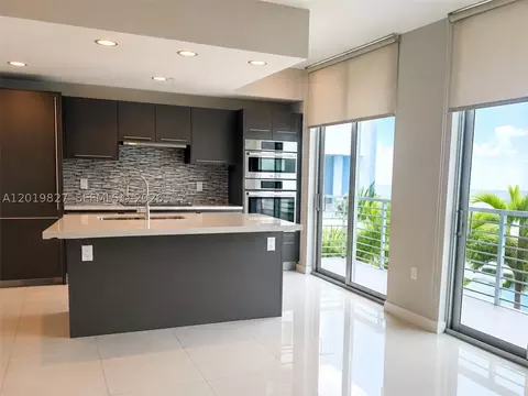 7875 NW 107th Ave #412, Doral, FL 33178
