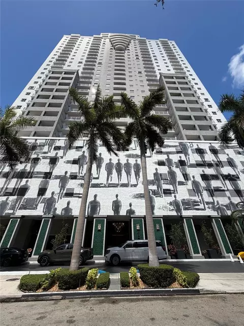 185 SE 14th Ter #1105, Miami, FL 33131