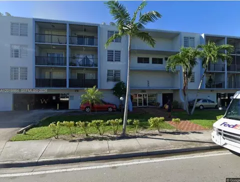 1250 NE 125th St #317A, North Miami, FL 33161
