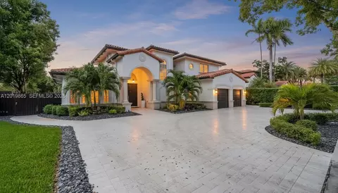 15632 NW 79th Ct, Miami Lakes, FL 33016