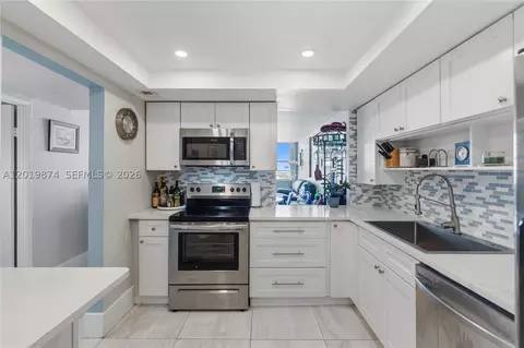 1351 NE Miami Gardens Dr #1603E, Miami, FL 33179
