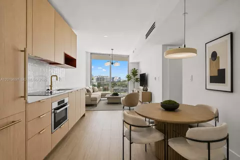 90 NE 32nd St #627, Miami, FL 33137
