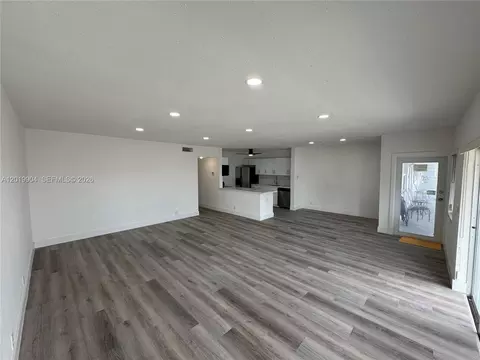 630 Layne Blvd #211, Hallandale Beach, FL 33009