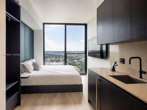 20 NE 11 St #3112B, Miami, FL 33132