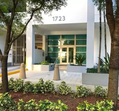 1723 SW 2nd Ave #704, Miami, FL 33129