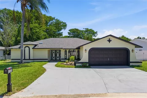 13408 Whitby Rd, Hudson, FL 34667