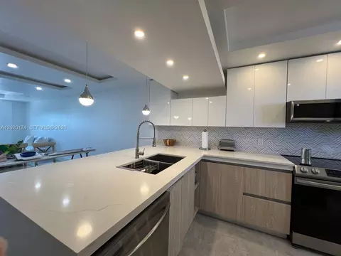 2903 N Miami Beach Blvd #1003, North Miami Beach, FL 33160