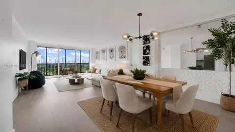 20301 W Country Club Dr #1126, Aventura, FL 33180
