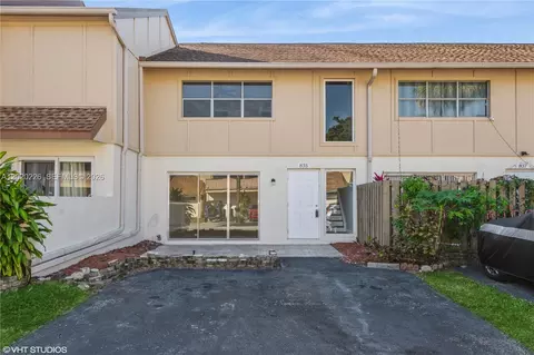 835 NW 81st Ter #7, Plantation, FL 33324