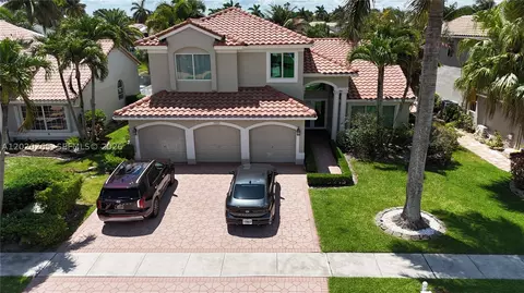 19432 Preserve Dr, Boca Raton, FL 33498