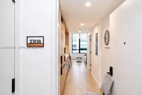 225 N Miami Ave #2308, Miami, FL 33128