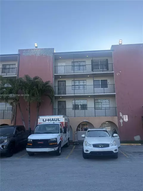 6620 W 2nd Ct #403, Hialeah, FL 33012