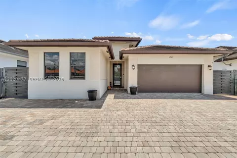 2921 SW 152nd Ave, Miami, FL 33185