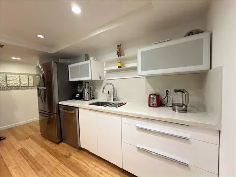 1001 Three Islands Blvd #3331, Hallandale Beach, FL 33009
