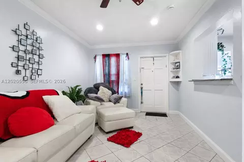 2219 Polk St #5A, Hollywood, FL 33020