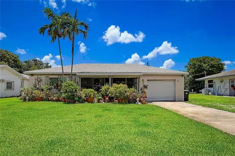 4079 Dahl Dr, Greenacres, FL 33463