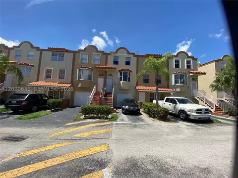 8661 NW 4th Ter #903, Miami, FL 33126