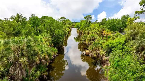 7061 W Sea Mist Dr, Port Charlotte, FL 33981