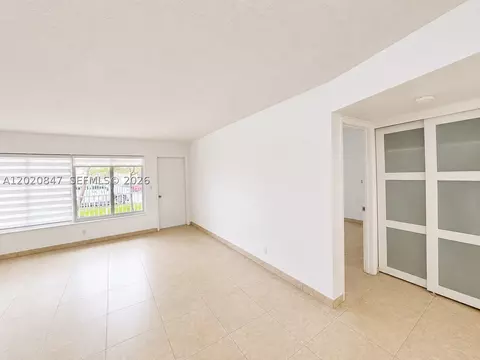 1460 NE 169th St #108, North Miami Beach, FL 33162