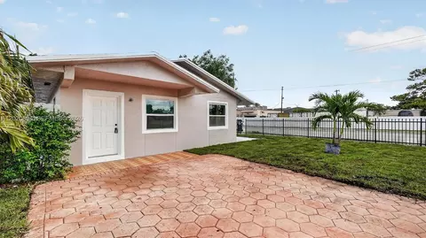 900 Sharazad Blvd, Opa Locka, FL 33054