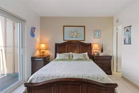 Bedroom - 440 E 23rd St #1405, Hialeah, FL 33013 photo 2 of 8