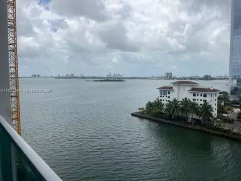 500 NE 29th St #1005, Miami, FL 33137