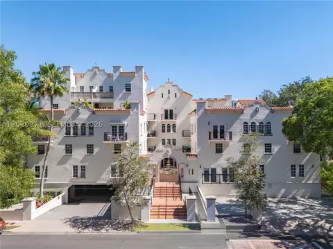 323 Navarre Ave #403, Coral Gables, FL 33134