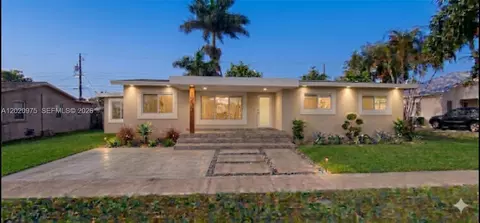 1233 SW Avenue C Pl, Belle Glade, FL 33430