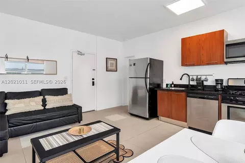 500 14th St #101, Miami Beach, FL 33139