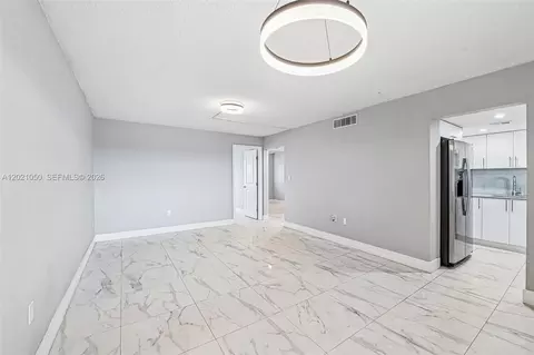 6575 W 4th Ave #507, Hialeah, FL 33012