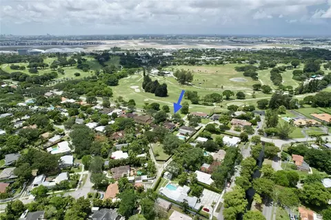 View/Area - 37 Deer Run, Miami Springs, FL 33166 photo 3 of 3