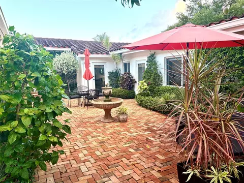 Exterior - 37 Deer Run, Miami Springs, FL 33166 photo 17 of 19