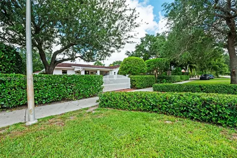 Exterior - 37 Deer Run, Miami Springs, FL 33166 photo 2 of 19
