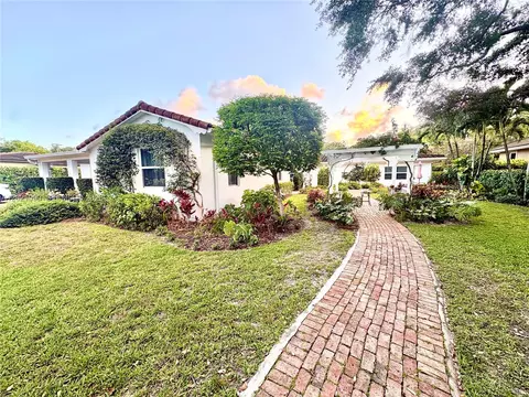 Exterior - 37 Deer Run, Miami Springs, FL 33166 photo 13 of 19
