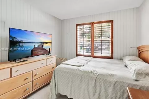 Bedroom - Undisclosed, Hialeah, FL 33015 photo 2 of 2