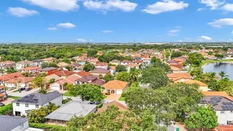 View/Area - Undisclosed, Hialeah, FL 33015 photo 4 of 4
