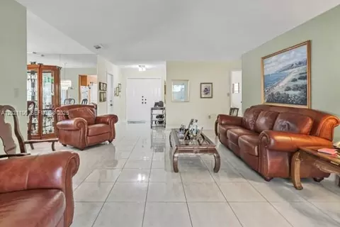 Other - Undisclosed, Hialeah, FL 33015 photo 4 of 14