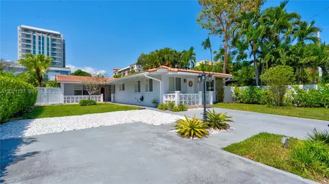 3611 SW 23rd St, Miami, FL 33145
