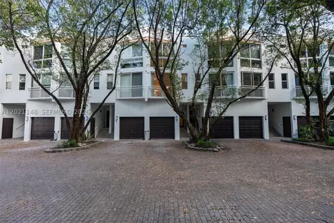325 Meridian Ave #5, Miami Beach, FL 33139