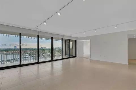 3 Grove Isle Dr #C1606, Coconut Grove, FL 33133