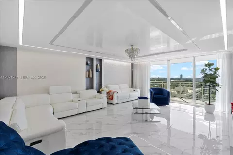 2030 S Ocean Dr #2127, Hallandale Beach, FL 33009