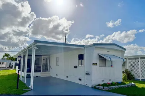 1332 S 33 Ave, Hollywood, FL 33021