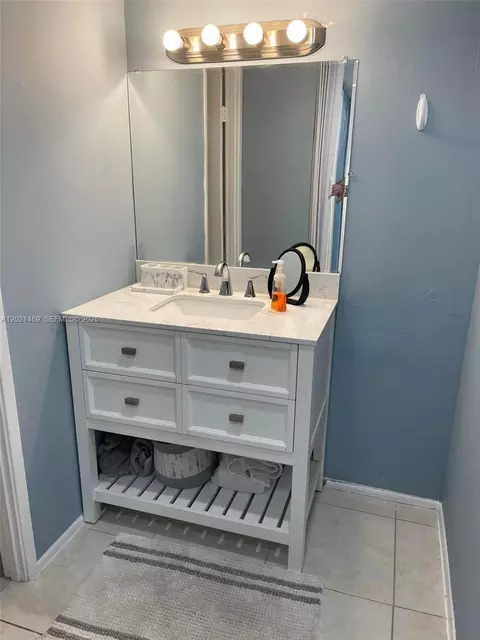 1351 NE Miami Gardens Dr #402E, Miami, FL 33179
