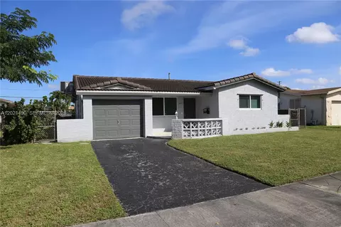 4233 Washington St, Hollywood, FL 33021