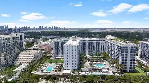 2301 Collins Ave #415, Miami Beach, FL 33139