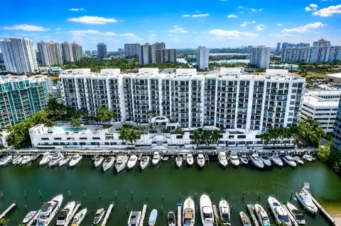 3029 NE 188th St #819, Aventura, FL 33180
