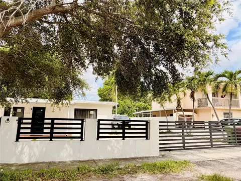 1120 E 6th Ct, Hialeah, FL 33010 photo 3