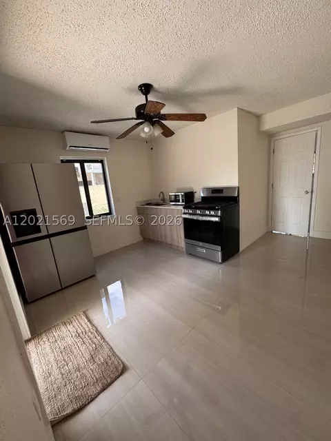 1120 E 6th Ct, Hialeah, FL 33010 photo 16