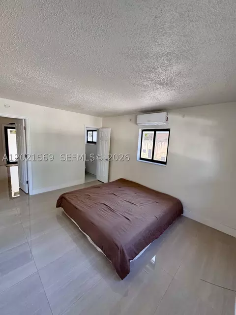 1120 E 6th Ct, Hialeah, FL 33010 photo 18